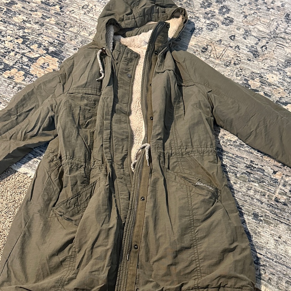 Eddie Bauer Women's Khaki Green with Plaid Winter Jacket